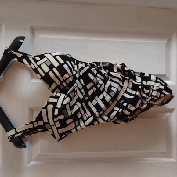 Miraclesuit size 12 - Picture 3 of 6